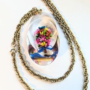 Vtg 1960s Large Clear Lucite Bright Dried Flower Bouquet Pendant Long Necklace